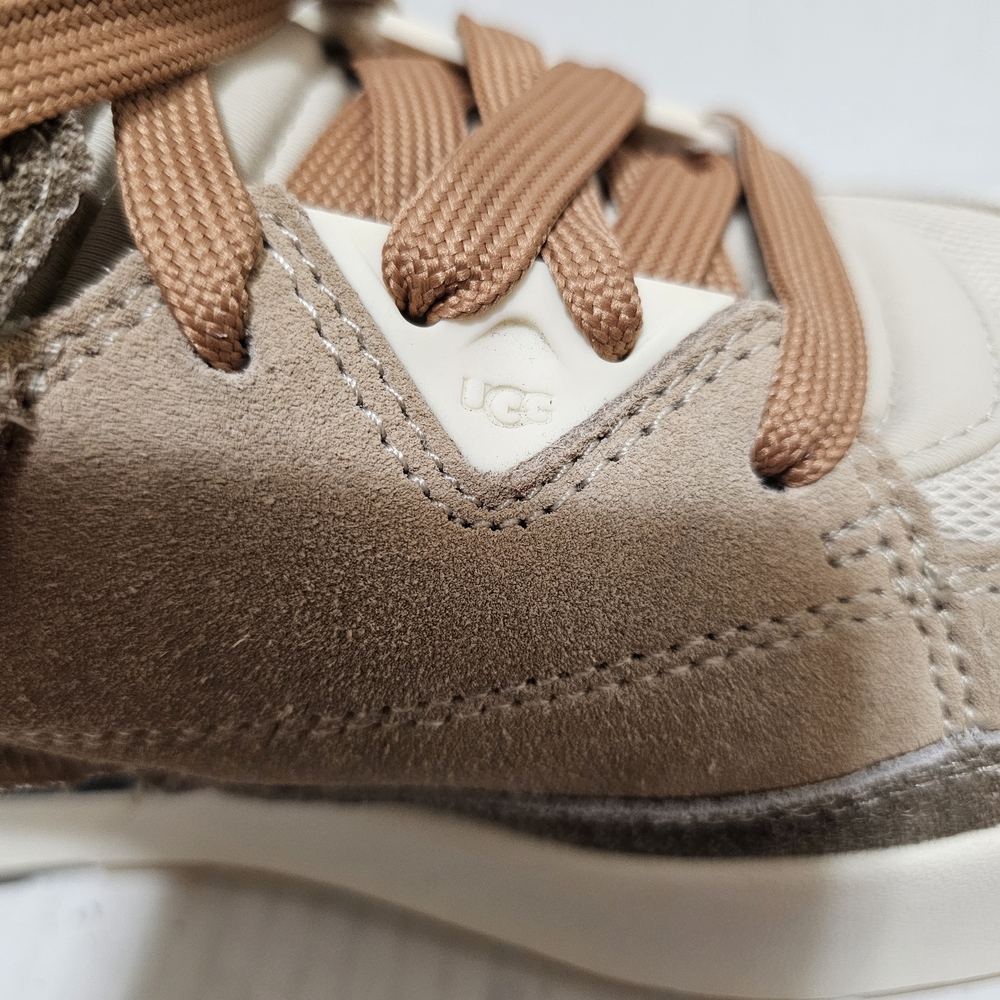 Ugg Goldencush Sneakers Suede Sand Ceramic All Gender Design Sz Men 7 Women 8 - Picture 7 of 15